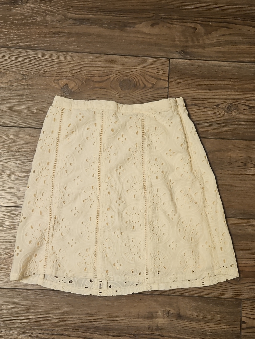 Hollister Eyelet A-Line Mini Skirt in Cream